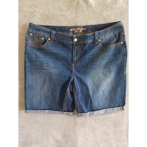 Melissa McCarthy Seven7 Blue Denim Jean Shorts Size 24W Cuffed Casual